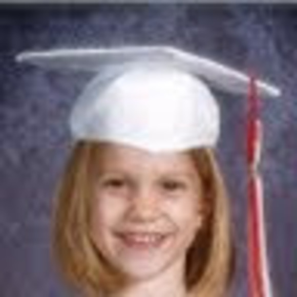 Meet your Posher, Tori - Picture 1 of 1